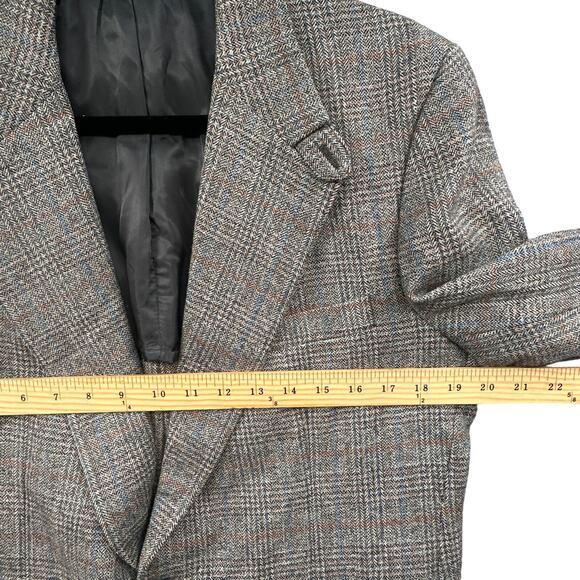 VTG Doncaster Sportcoat 40 Wool 2 Button Academia Busines Career Professor Plaid - Picture 15 of 15